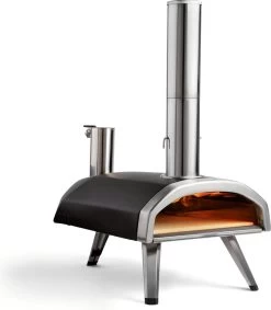 Ooni Fyra 12 Houtpellets Gestookte Pizzaoven -Thuiskeuken 1049x1200 2