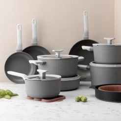 BergHOFF Leo Hapjespan Stone - 28 Cm - Met Glazen Deksel -Thuiskeuken 1200x1200 243