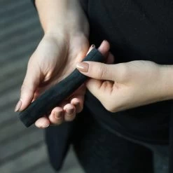 Black + Blum Binchotan Active Charcoal For Eau Good Water Bottles 4-pack -Thuiskeuken 1200x1200 616