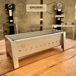 Spiedini Saté-bbq Bali 40 Mini - Kleine, Smalle Houtskoolbarbecue Met Horizontaal Rooster Voor Sate Of Andere Spiesjes - 40 Cm Lang, 11 Cm Breed, 14 Cm Hoog - Ideaal Voor Tuin- Of Open Haard, Of Balkon - Materiaal: Gealuminiseerd Ijzer -Thuiskeuken 1200x1200 959