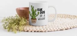 Mok - Koffiemok - Spreuken - Quote - 'Kak Dus Dat Je Weggaat' - Baan - Mokken - 350 ML - Beker - Koffiemokken - Theemok - Mok Met Tekst -Thuiskeuken 1200x557 2