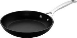 Le Creuset Koekenpan Les Forgées TNS - ø 24 Cm - Standaard Anti-aanbaklaag 14 Le Creuset Koekenpan Les Forgées TNS - ø 24 Cm - Standaard Anti-aanbaklaag -Thuiskeuken 1200x601 4