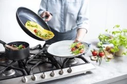 GreenPan Memphis Koekenpannenset - 3-delig - Zwart - Inductie - PFAS-vrij 35 GreenPan Memphis Koekenpannenset - 3-delig - Zwart - Inductie - PFAS-vrij -Thuiskeuken 1200x800 23