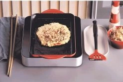 Le Creuset - Gietijzeren Grillplaat - 32x22cm - Kersenrood -Thuiskeuken 1200x807 2