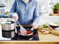 GreenPan Cambridge Hapjespan Met Deksel 28cm - Brons - Inductie - PFAS-vrij -Thuiskeuken 1200x899 7