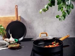 Gero Mark Hapjespan Met Deksel Ø 28 Cm - Aluminium - Inductie - PFAS-vrij -Thuiskeuken 1200x900 14