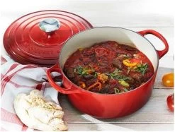 Le Creuset Signature Braadpan - 4,2 L - 24 Cm - Kersenrood -Thuiskeuken 1200x909 2