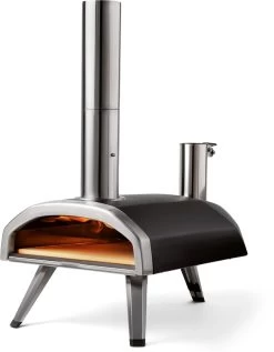 Ooni Fyra 12 Houtpellets Gestookte Pizzaoven -Thuiskeuken 935x1200